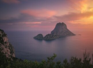 Ile kosztuje Ibiza? Ile kosztuje Ibiza?